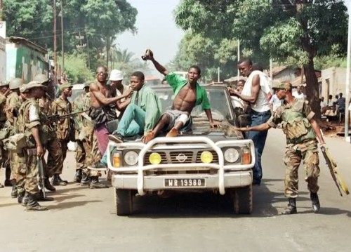 rebels enter freetown